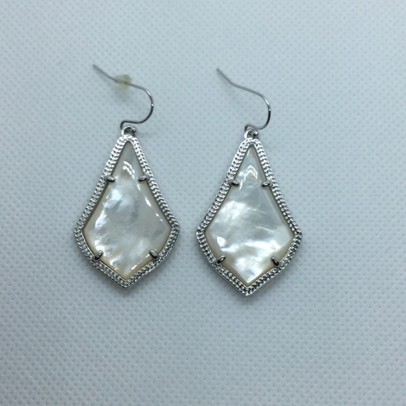 Kendra Scott Jewelry - Kendra Scott Alex Drop Earrings - Ivory MoP